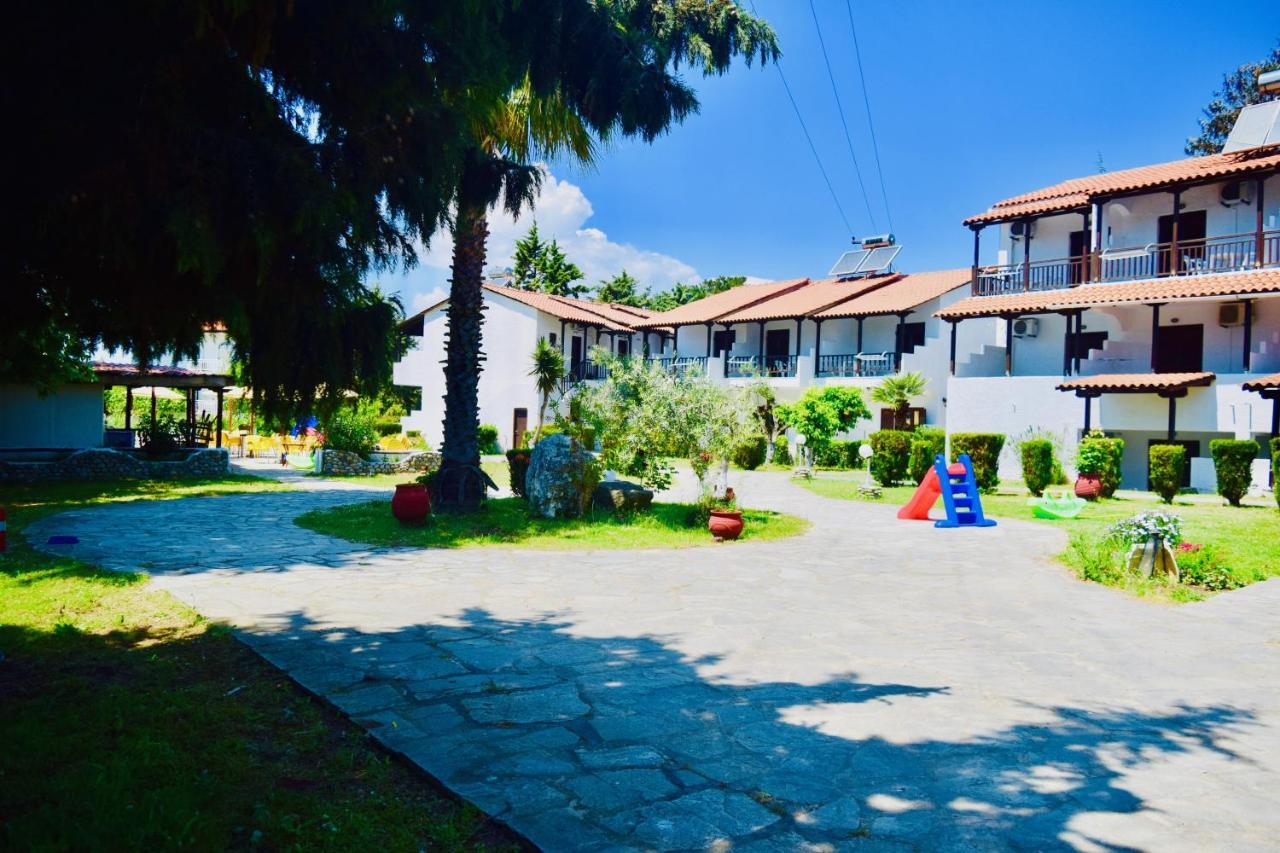 Hotel Kari Урануполи Екстериор снимка