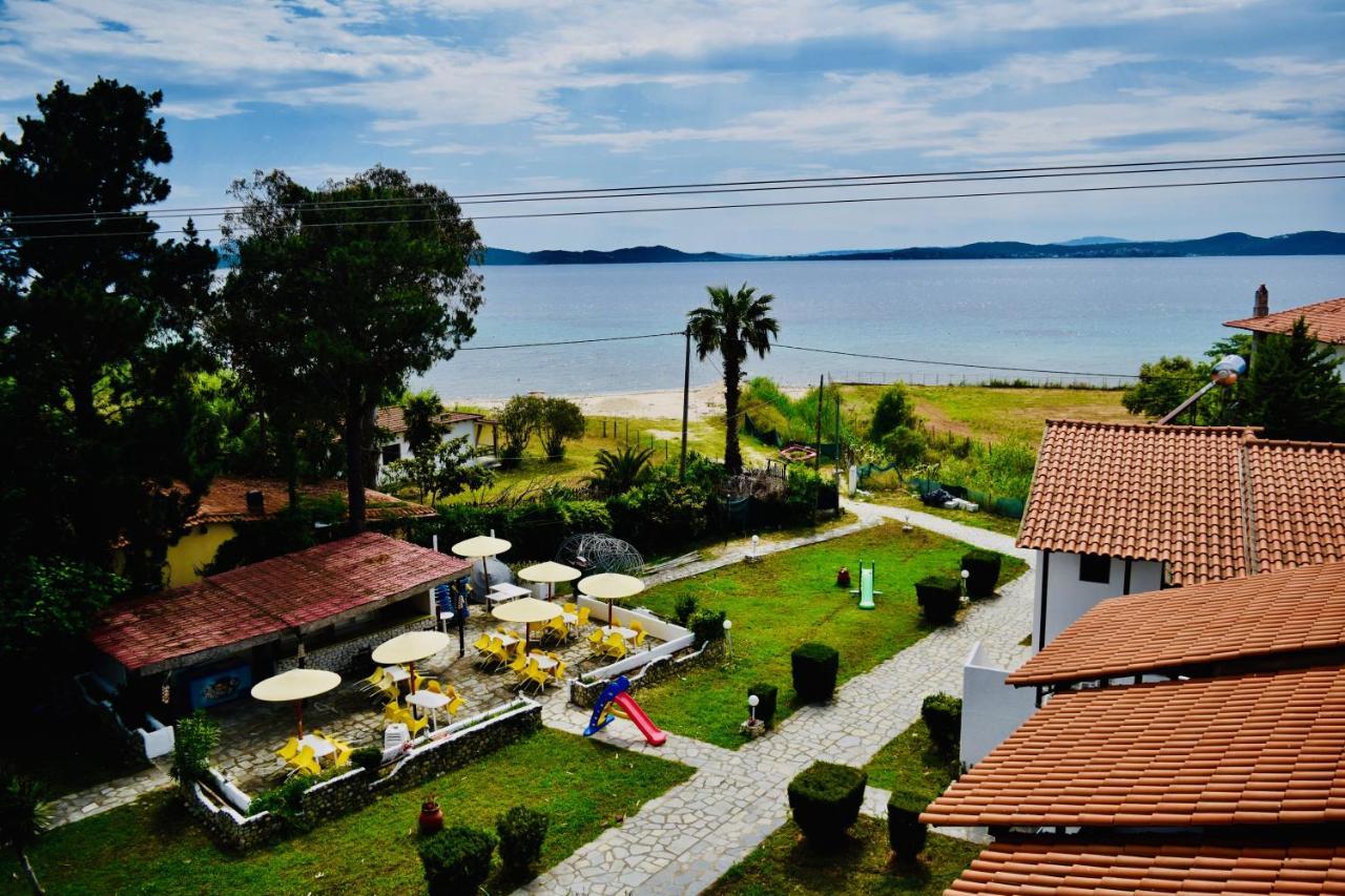 Hotel Kari Урануполи Екстериор снимка