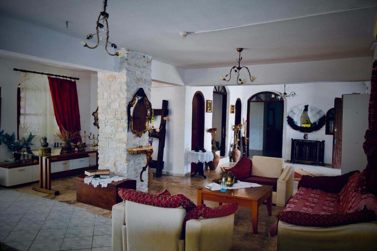Hotel Kari Урануполи Екстериор снимка